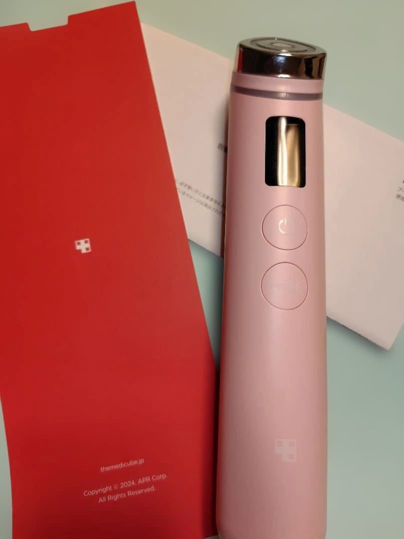 ね*こ様 美顔器 メディキューブ　AGE-R ブースタープロ ピンク