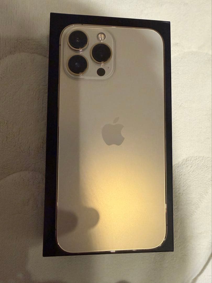 iPhone13ProMAX256GB ゴールド SIMフリー バッテリー82%