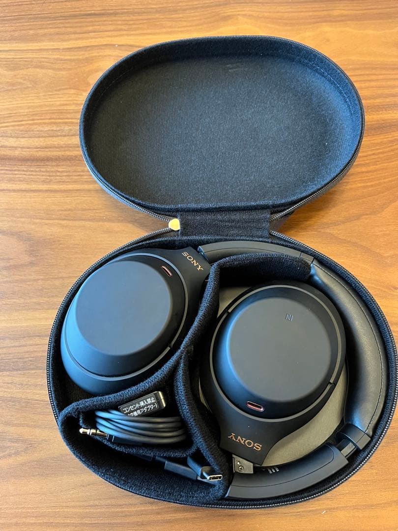 【美品】ソニー(SONY)ワイヤレスノイズキャンセリングヘッドホン