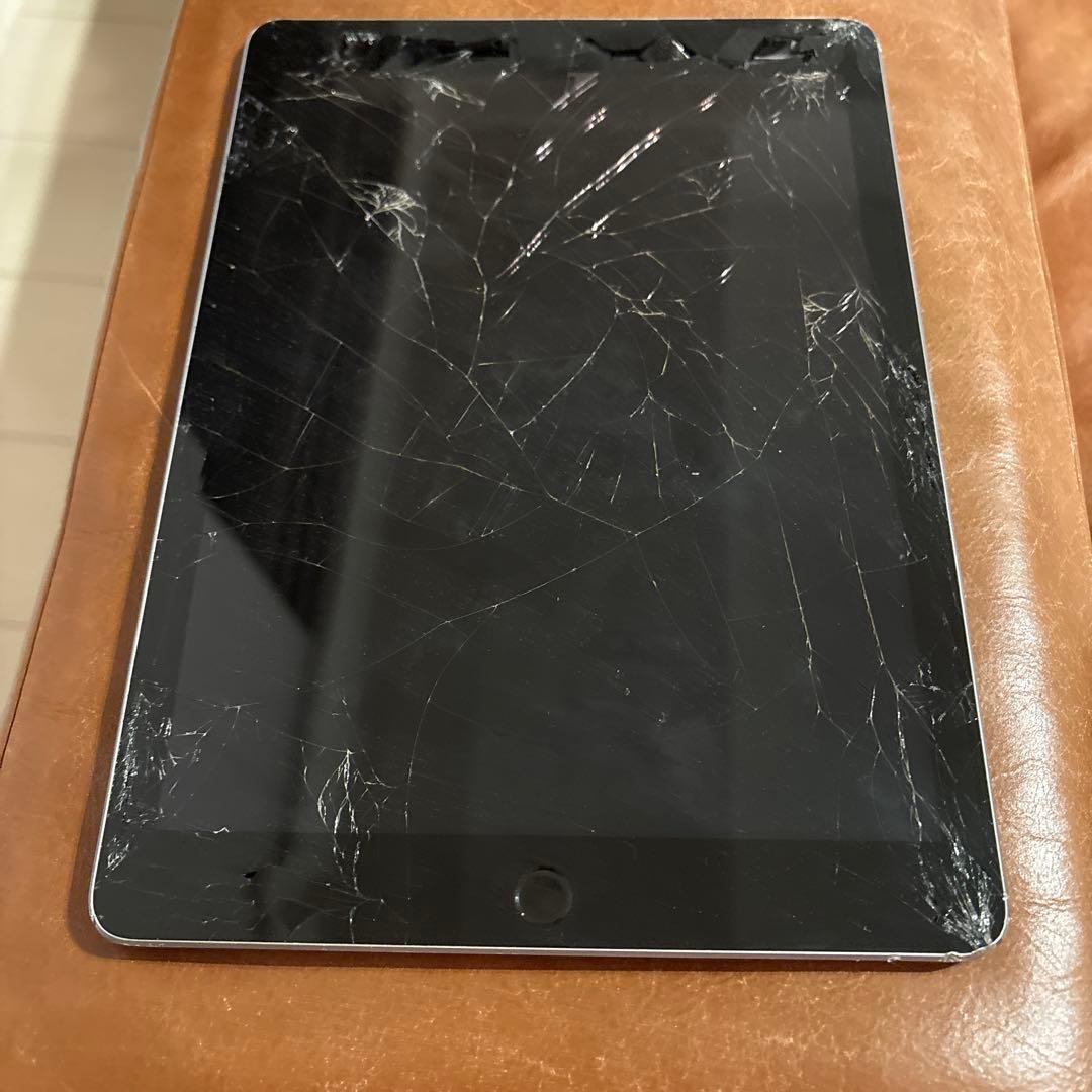 ジャンク iPad (第6世代)128GB