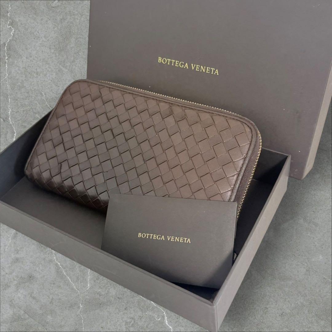 極美品‼️ ボッテガヴェネタ イントレチャート　長財布 ラウンドファスナー