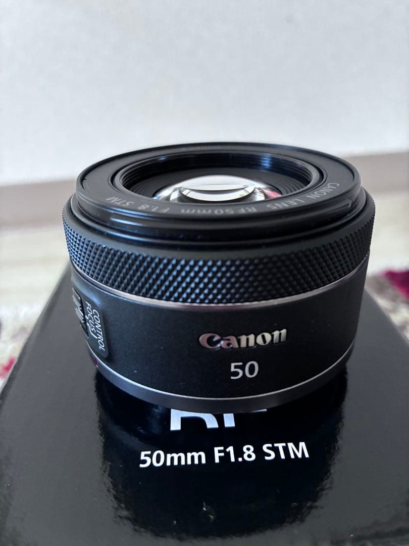 Canon RF 50mm F1.8 STM 「元箱・フード・フィルター２枚付」