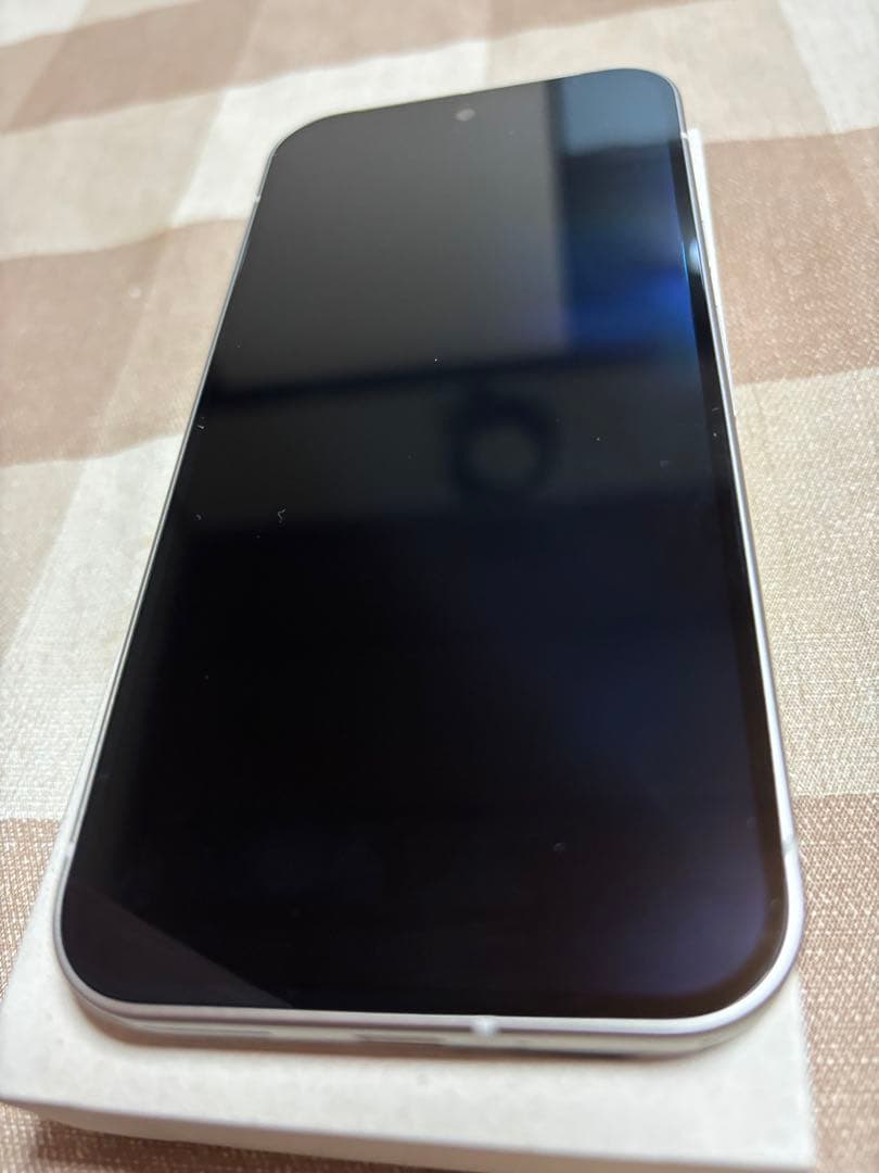 超美品　Google Pixel 9 Porcelain