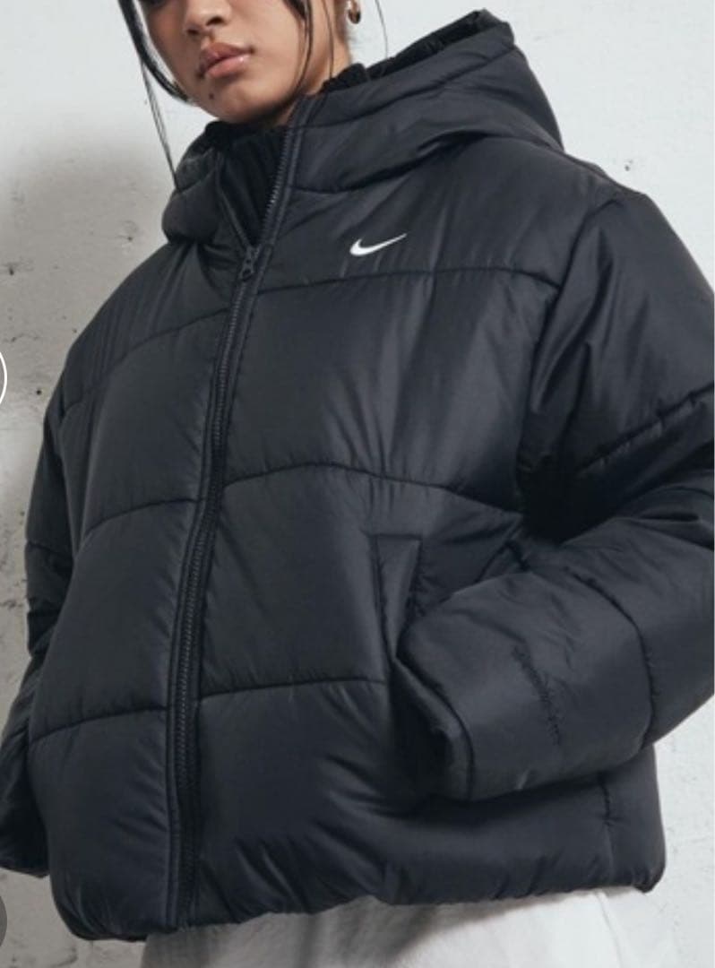 NIKE ナイキ　ダウン　ダウンジャケット　新品　レディースXL