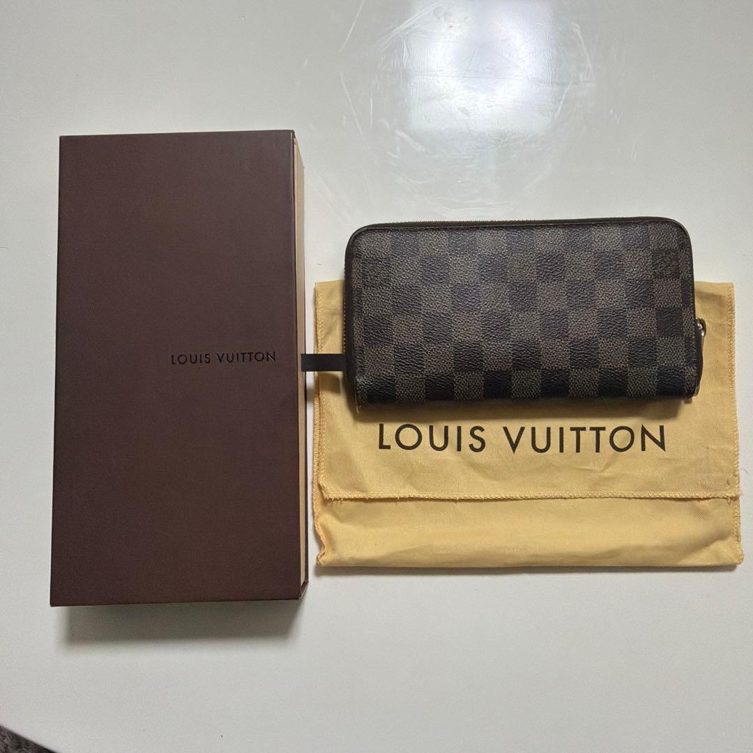 ヒ*ロ様 ダミエパターン レザー長財布