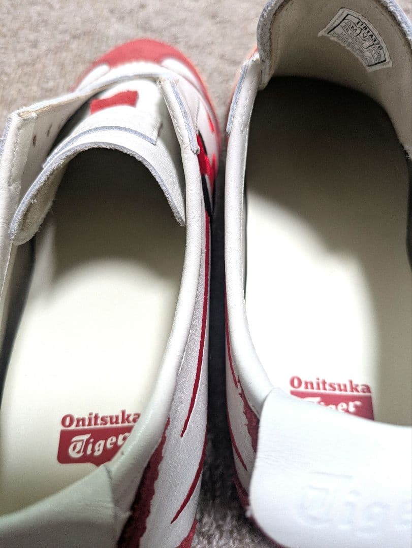 むらカキ【Onitsuka Tiger】MEXICO 66 DELUXE