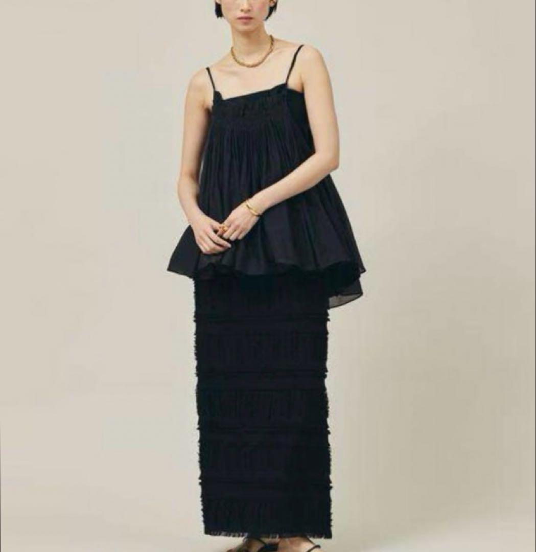 カレンソロジー　キャミソール　黒色