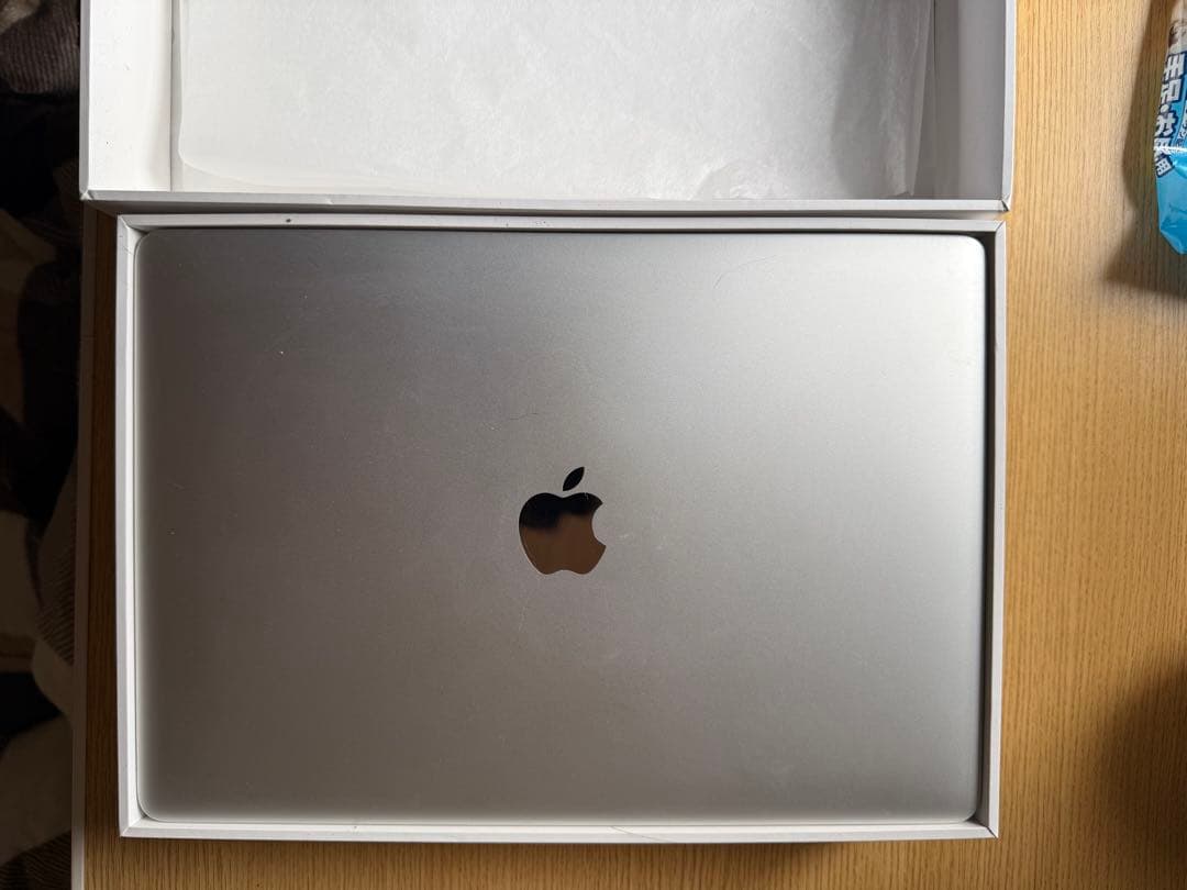 MacBook Air 2020 512GB Intel Core i5箱あり