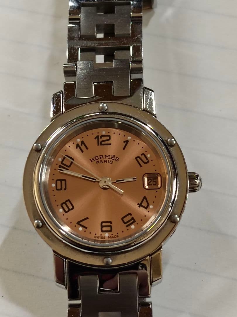ラ*ン様 HERMÈS 腕時計 ピンク文字盤 スイス製【ジャンク】
