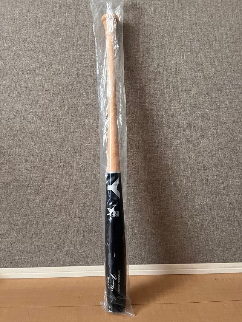 硬式バット 黒　魚雷バット