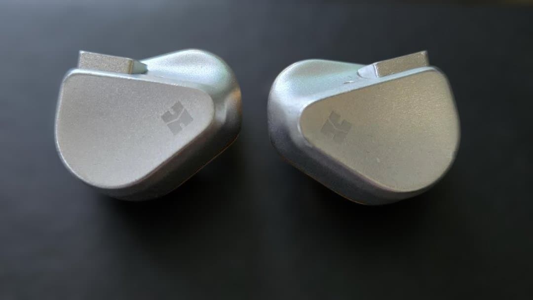 HIFIMAN Svanar【専用リケ－ブル付き】