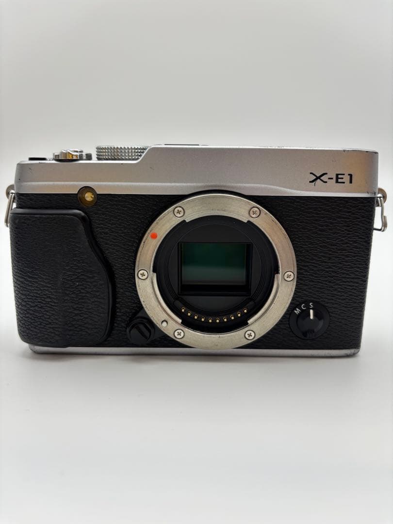 や*ん様 FUJIFILM X-E1 ミラーレス 一眼レフカメラ 動作確認済み