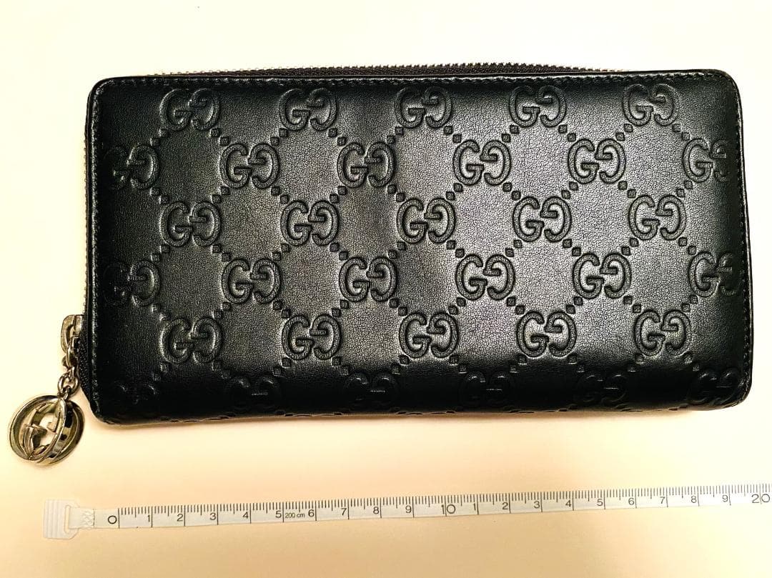 GUCCI GGパターン ブラックレザー 財布