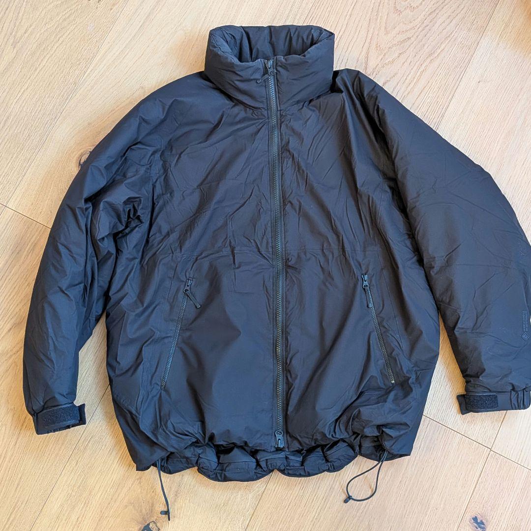 定価６万 Goldwin puffy jacket gore-tex labs