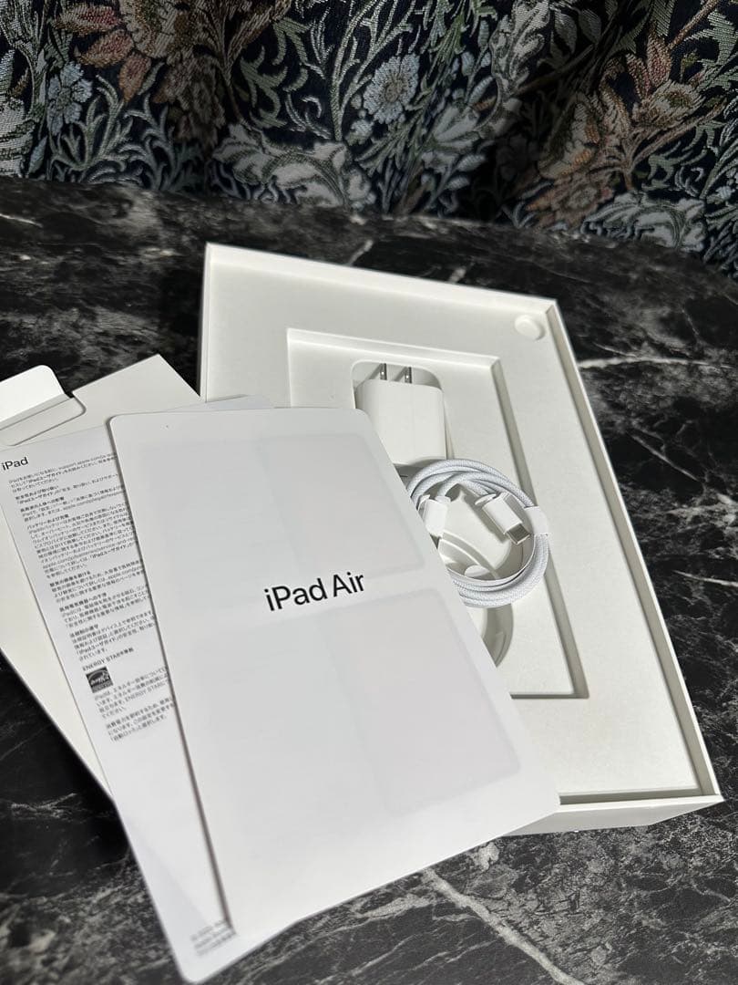 iPad Air 11 インチ M3 128GB パープル WiFiモデル