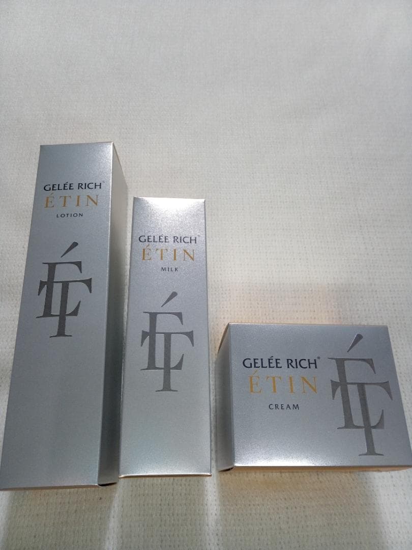 ジュレリッチ エタン　化粧水、乳液、クリーム、他