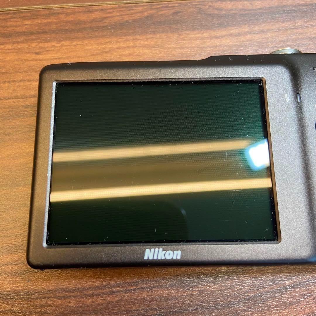 Nikon coolpix S3300 デジカメ 3162