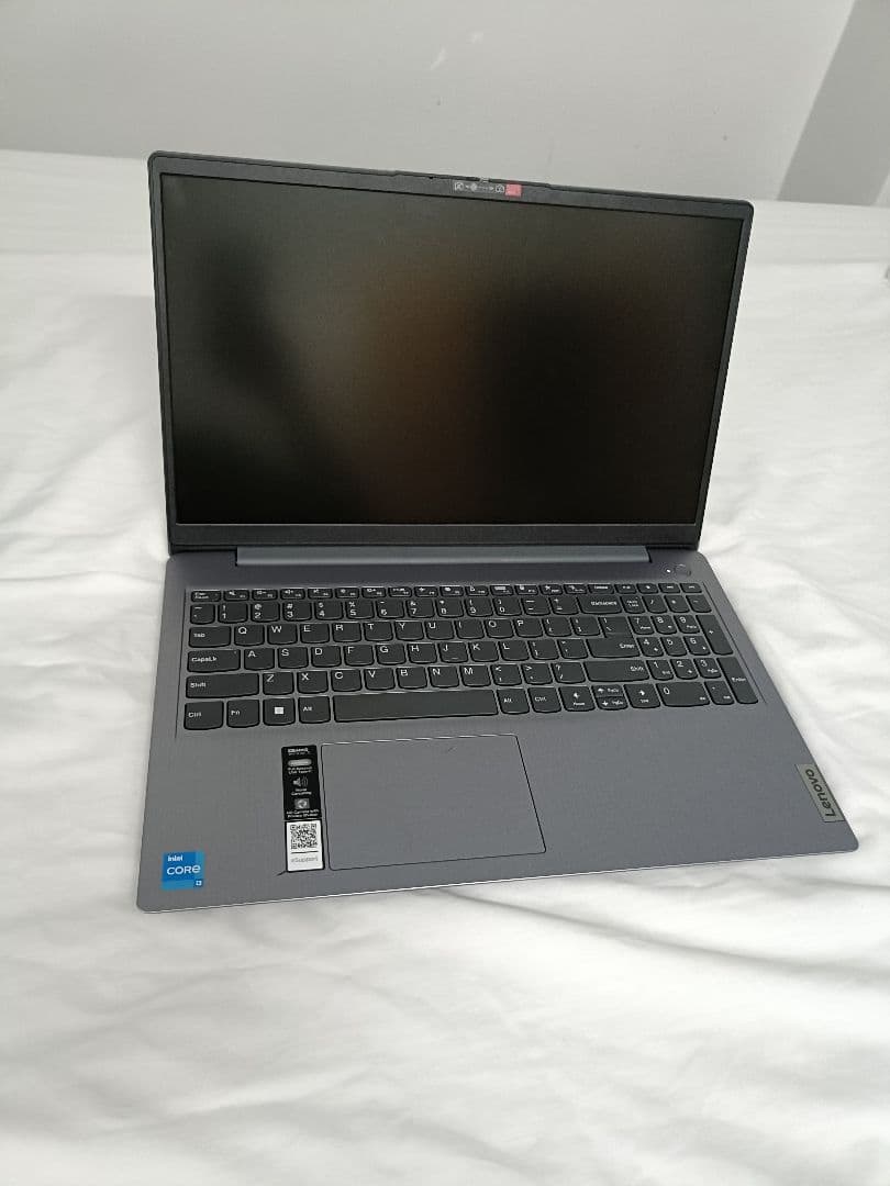 【海外仕様】Lenovo ノートPC 15.6インチ Intel Core i3