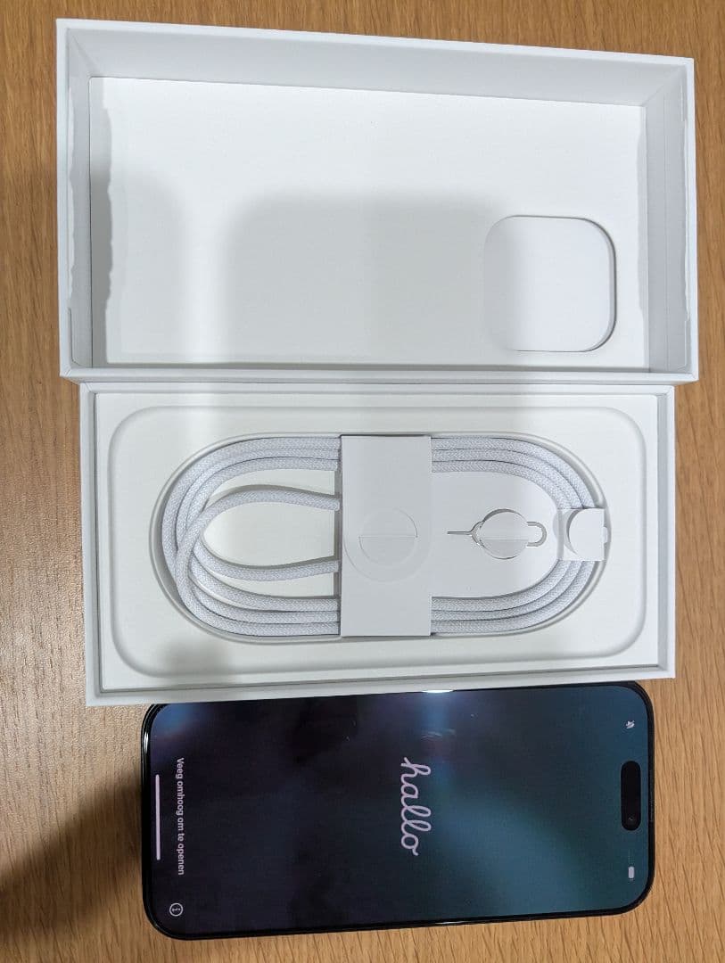 【美品】iPhone 16 Pro 256GB SIMフリー バッテリー97%