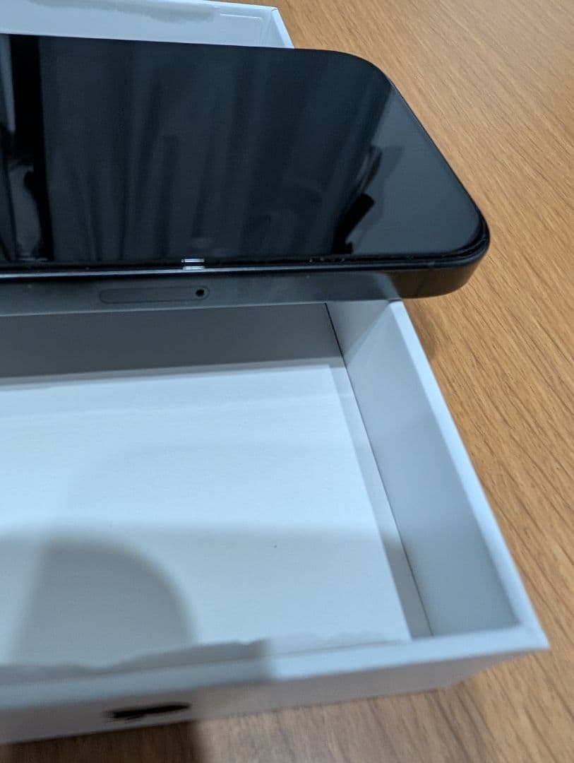 【美品】iPhone 16 Pro 256GB SIMフリー バッテリー97%