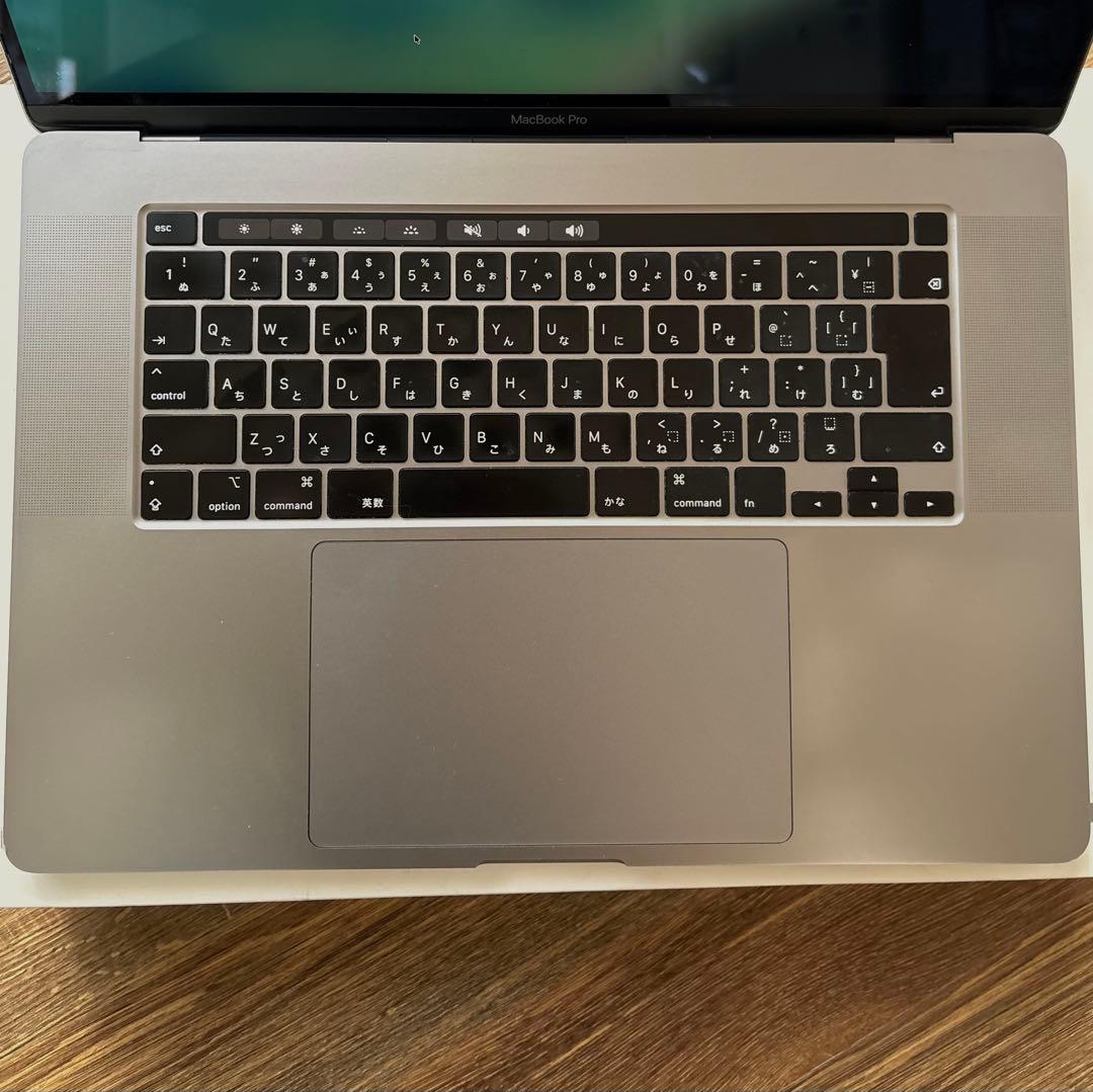 Apple MacBook Pro 16インチ