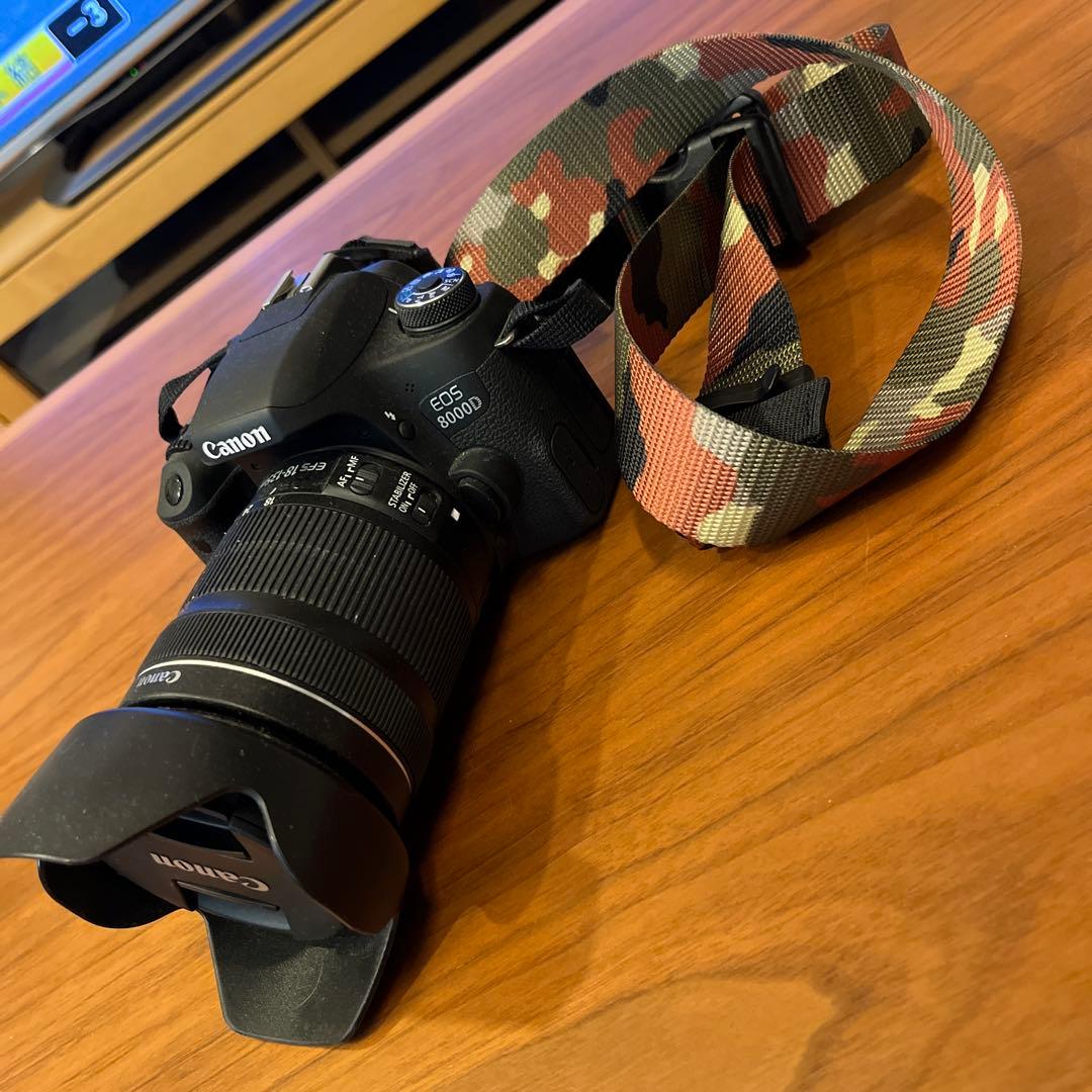 Canon EOS 8000D デジタル一眼レフカメラ　おまけ付き