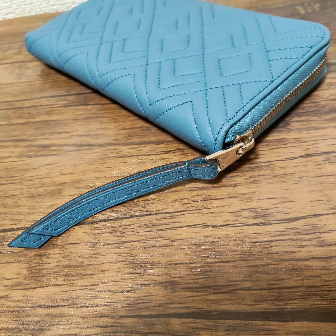 ITUAIS イトゥアイス キルティング レザー 本革 長財布 ロングウォレット