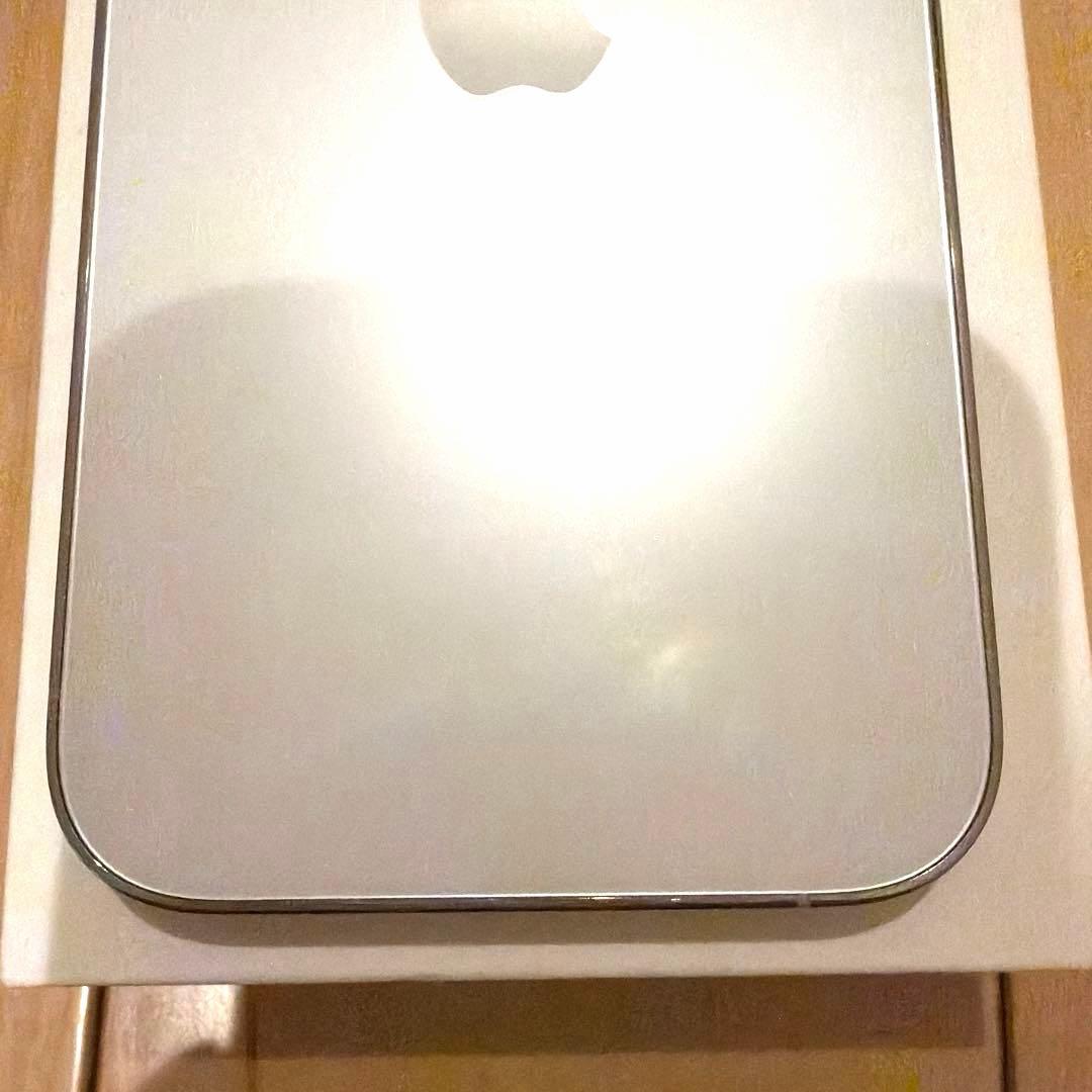 ゆ*あ様 iPhone14Pro 128GB シルバー