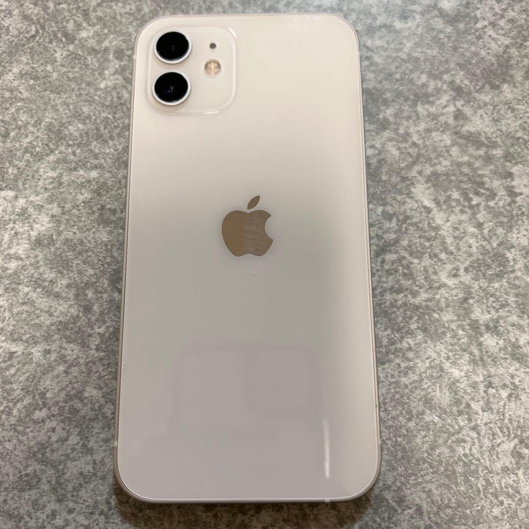 iPhone12 64GB バッテリー残量86% ホワイト