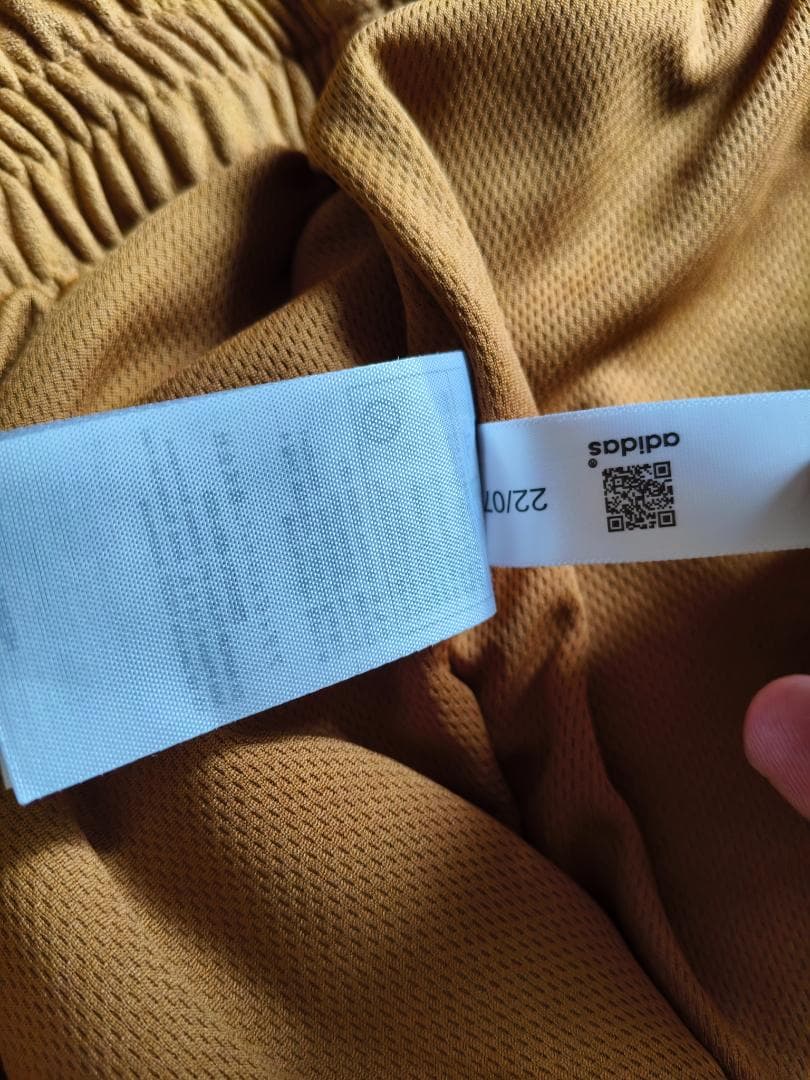 新品 adidasアディダス 中国限定 蛇年トラックジャケット イエロー XL