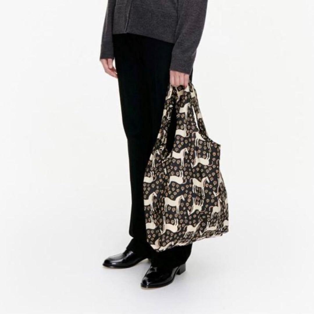 新品 marimekko マリメッコ ムスタ タンマ スマートバッグ エコバッグ