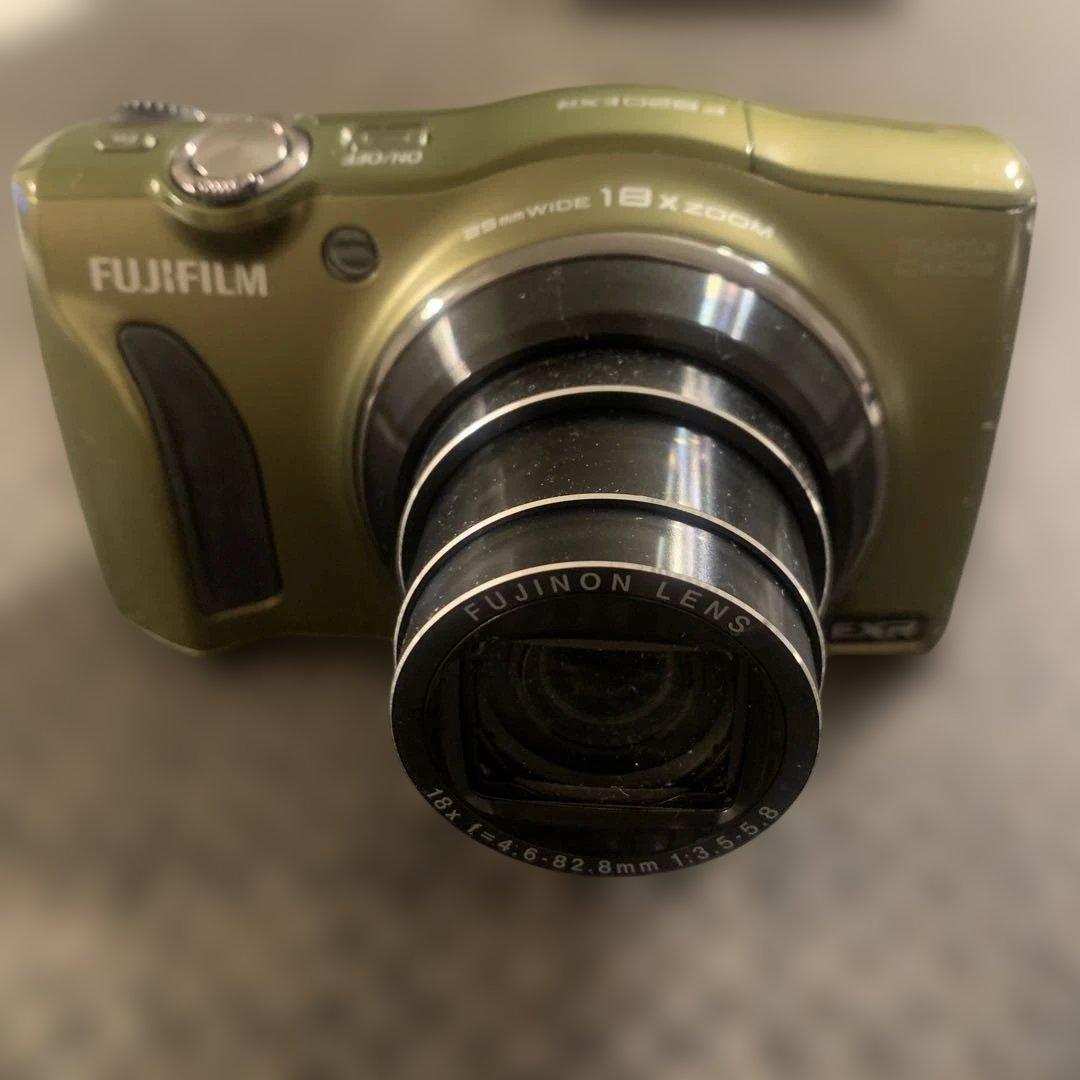 FUJIFILM FINEPIX F820EXR コンパクトデジタルカメラ