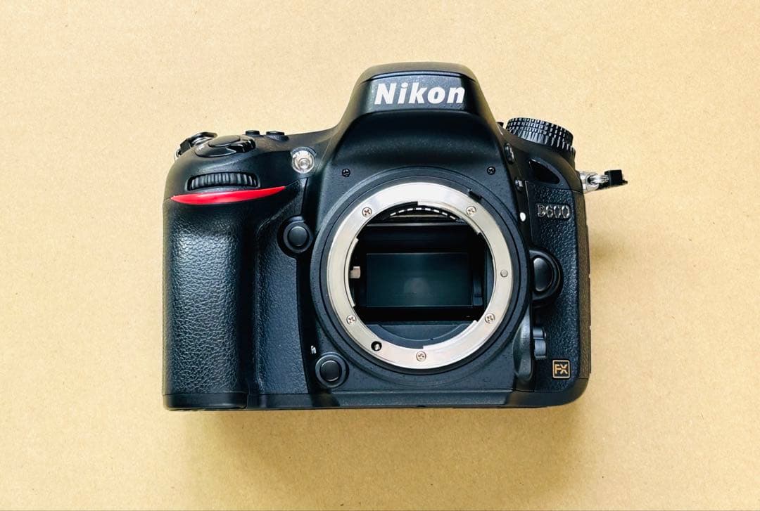 ニコン　D600ボディ　動作品　フルサイズ　ジャンク⑤　FX Nikon