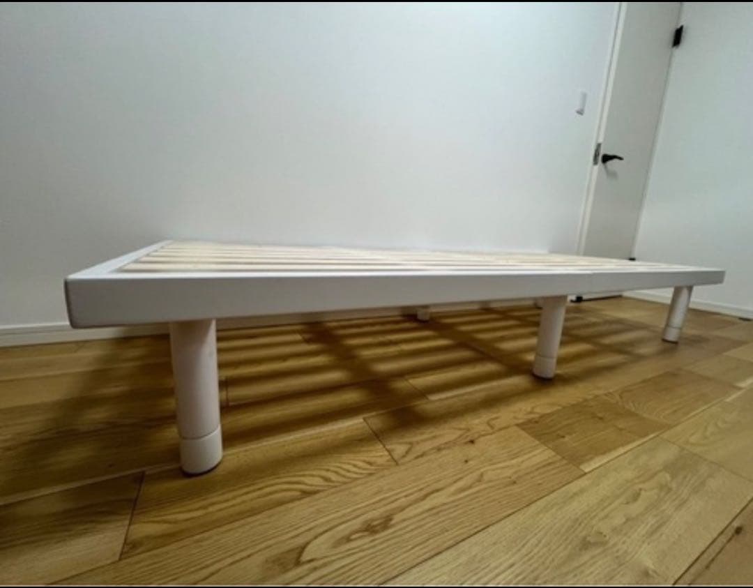 【値下げ】セミシングルベッドフレーム