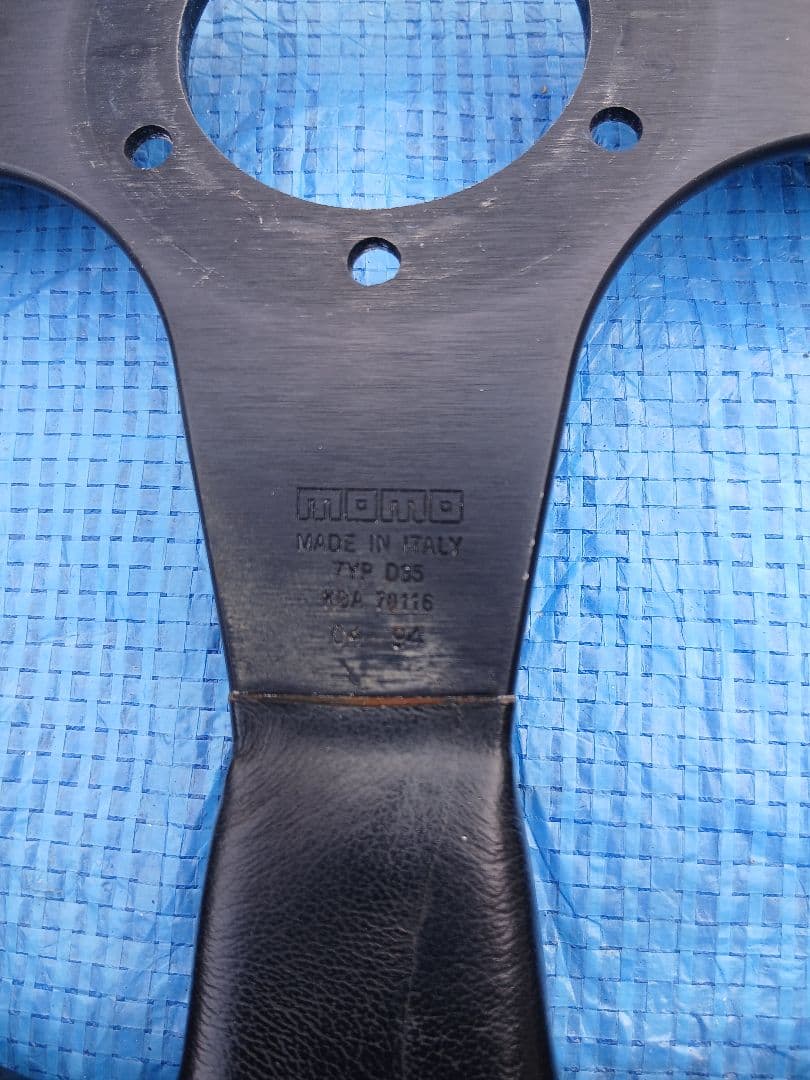 中古　momo corse 35㎝