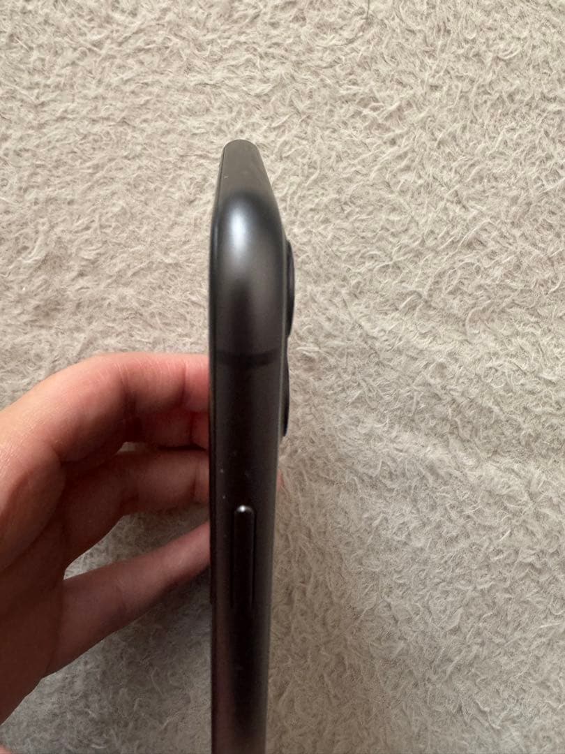 iPhone 11 ブラック 本体 SIMロック解除、初期化済み