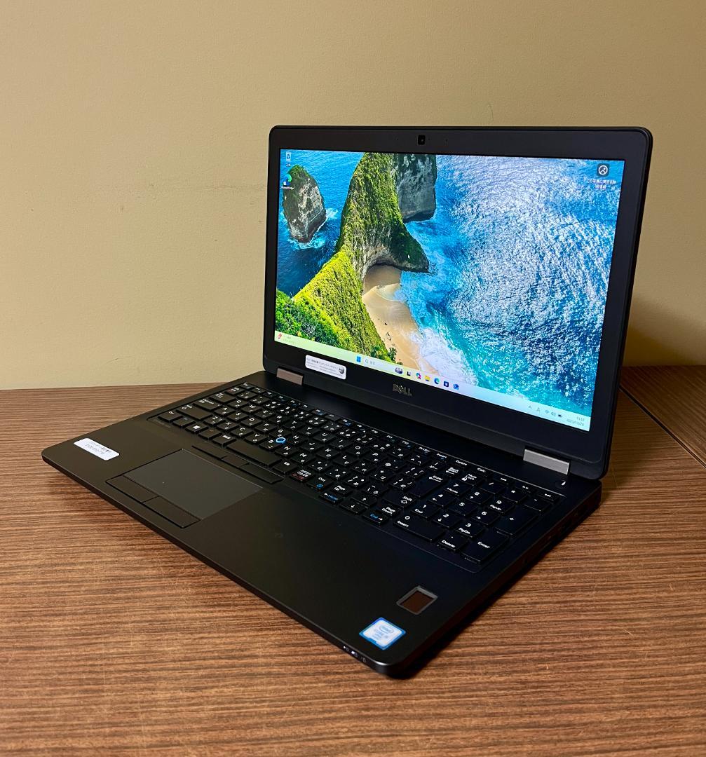 高性能、15インチ、Dell Latitude E5570、8GB、500GB