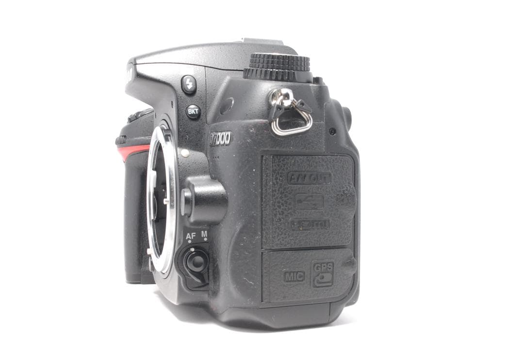 ジャンク　Nikon D7000 デジタル一眼レフカメラ