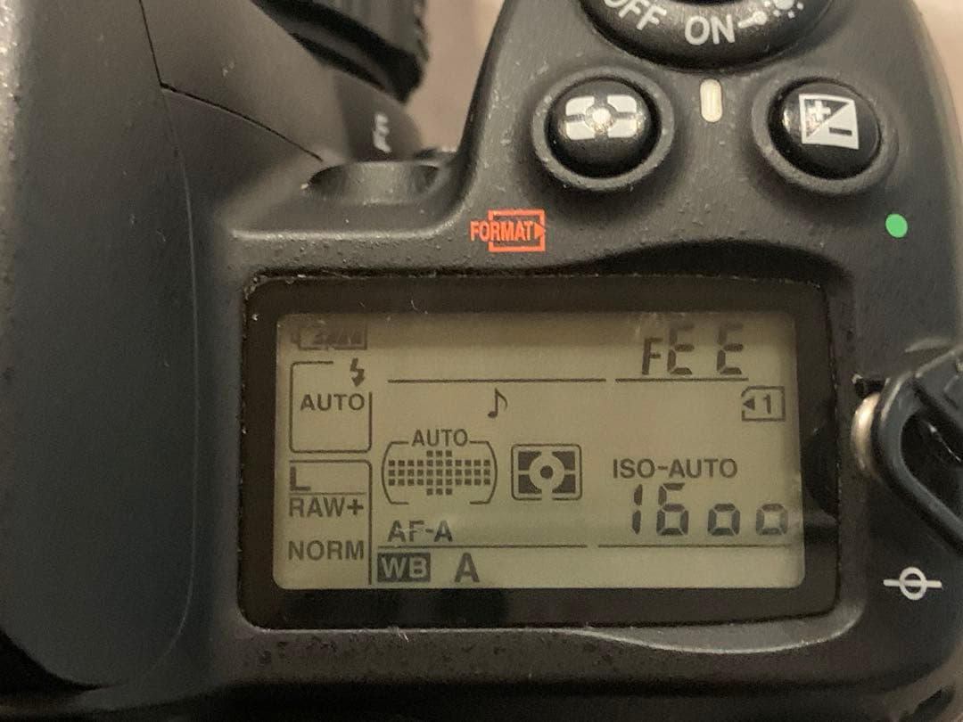 ジャンク　Nikon D7000 デジタル一眼レフカメラ