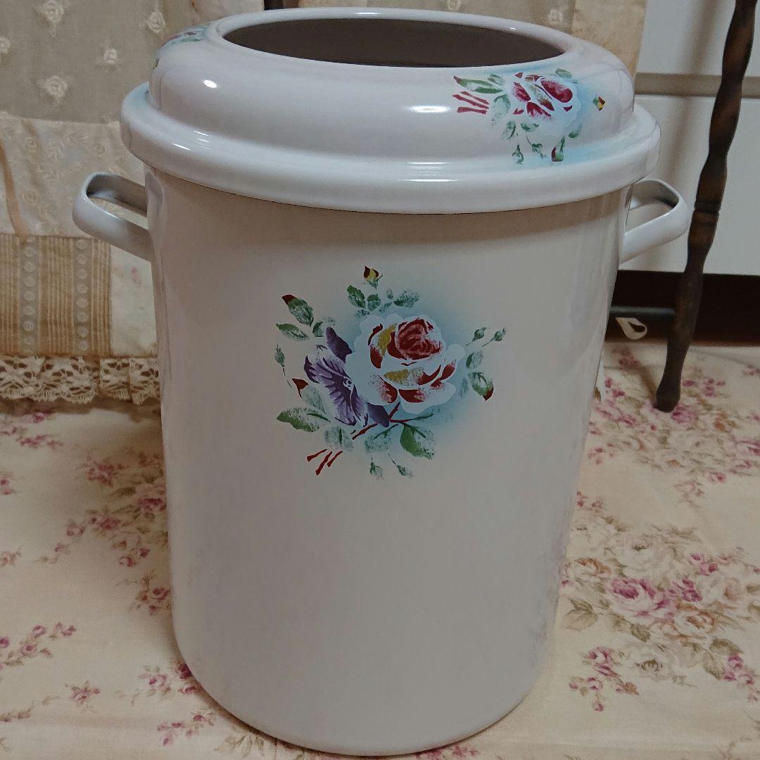 イマン　プリンセスローズブルー　トラッシュ缶　ストッカー　薔薇　ローズ　花柄