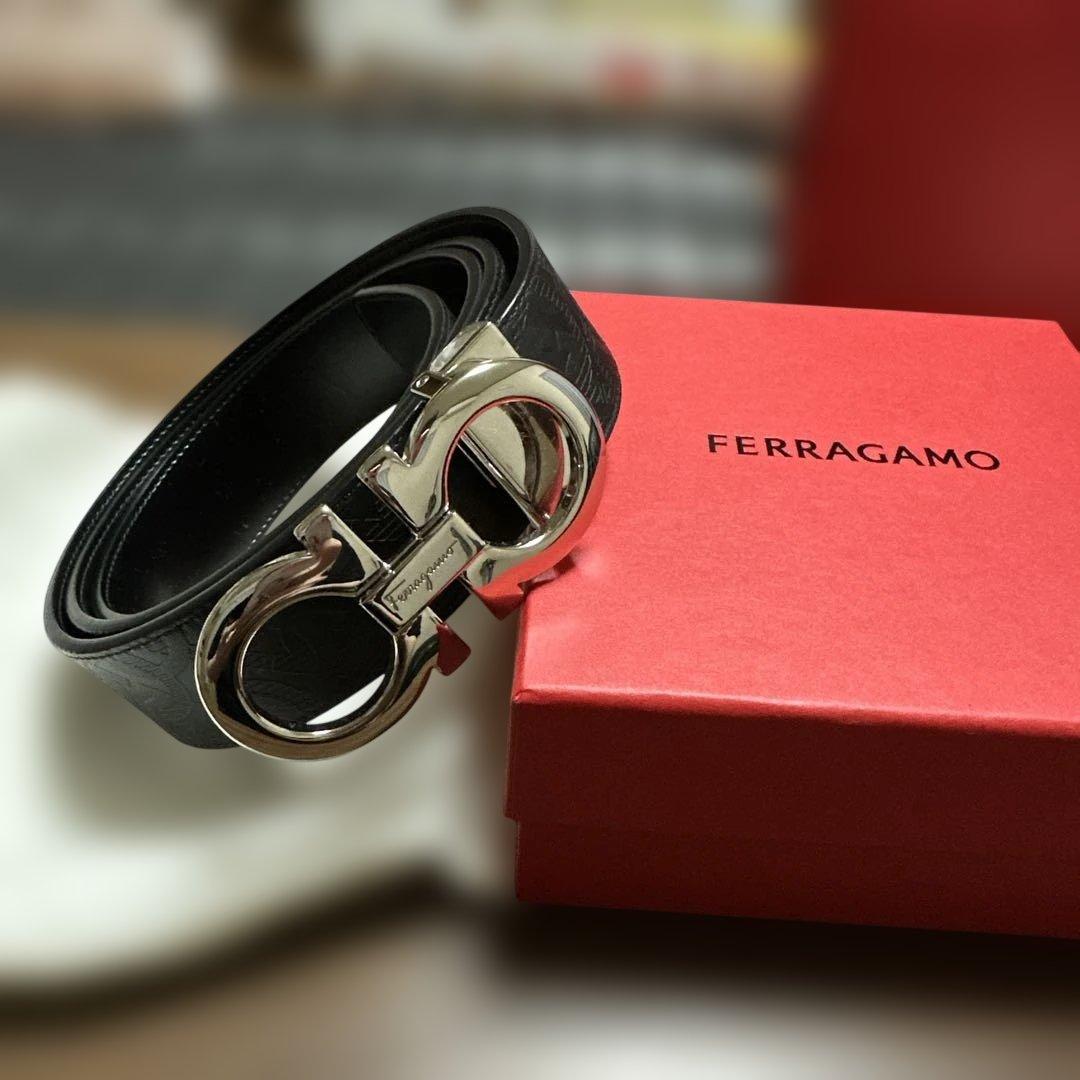 フェラガモ　ベルト　メンズ黒　ブラック