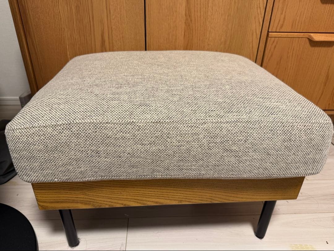 Unico ベージュオットマン K145C