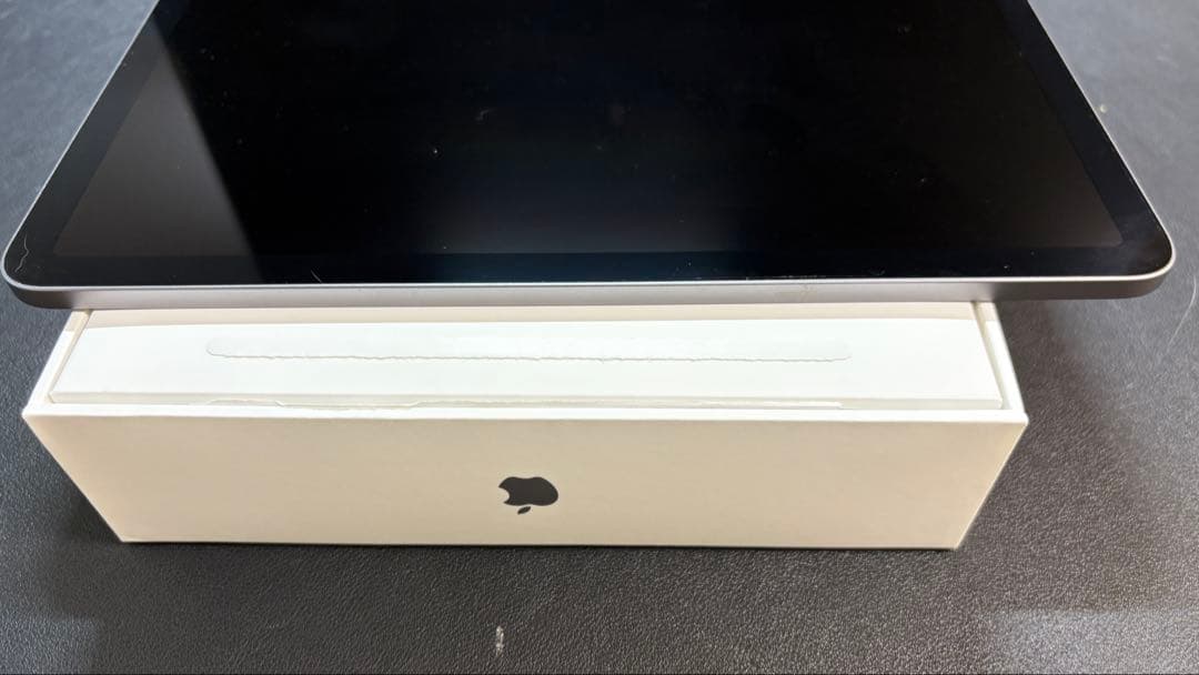 高級ケース付 極美品 iPad Air M2 1TB 11 インチWi-Fi