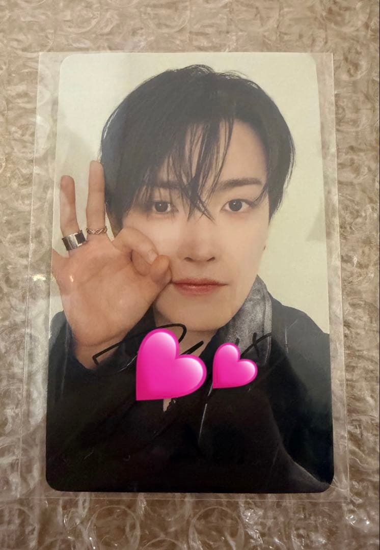 ATEEZ ホンジュン　直筆サイン入りトレカ 神戸会場限定 GLION B賞