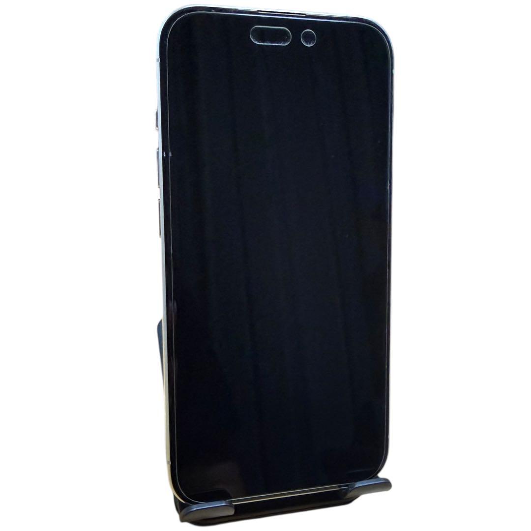 iPhone15 Pro 128GB ホワイトチタニウム 美品