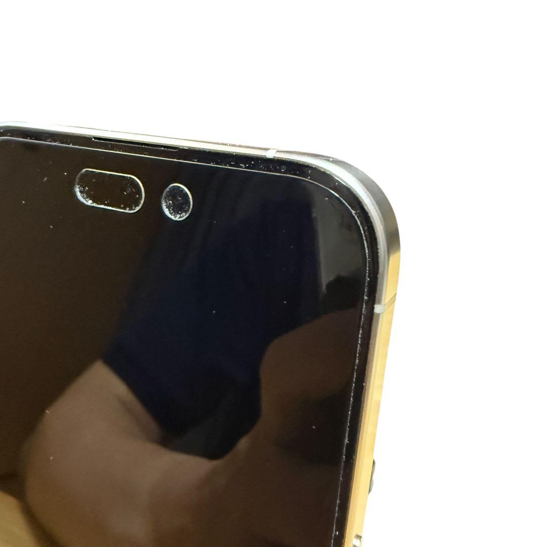 iPhone15 Pro 128GB ホワイトチタニウム 美品