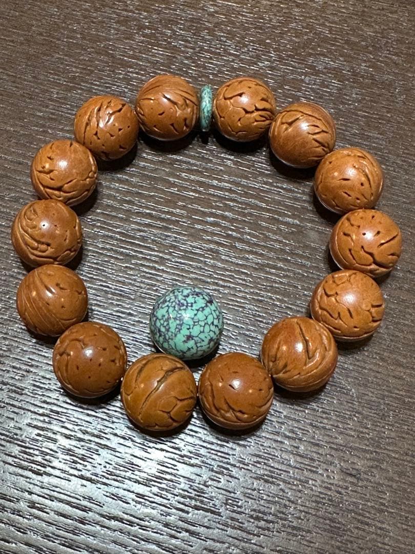 【精品】文玩桃の実 緑松石入り 覇王龍彫刻円玉 16mm