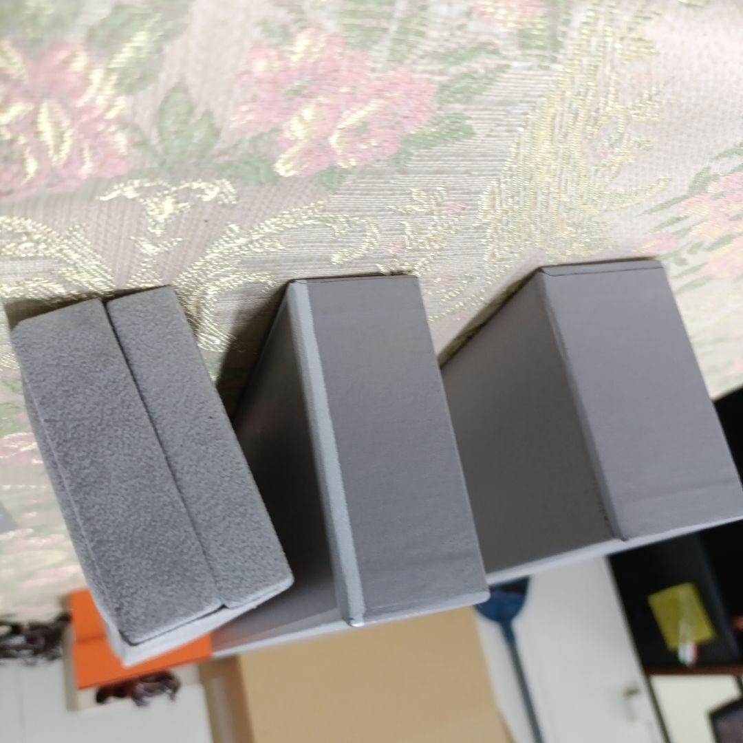 HERMES 時計オレンジ と ブレスレットケース