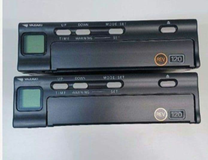ファントム様新品 ヤザキ　タコグラフ 120km 2025年製２台
