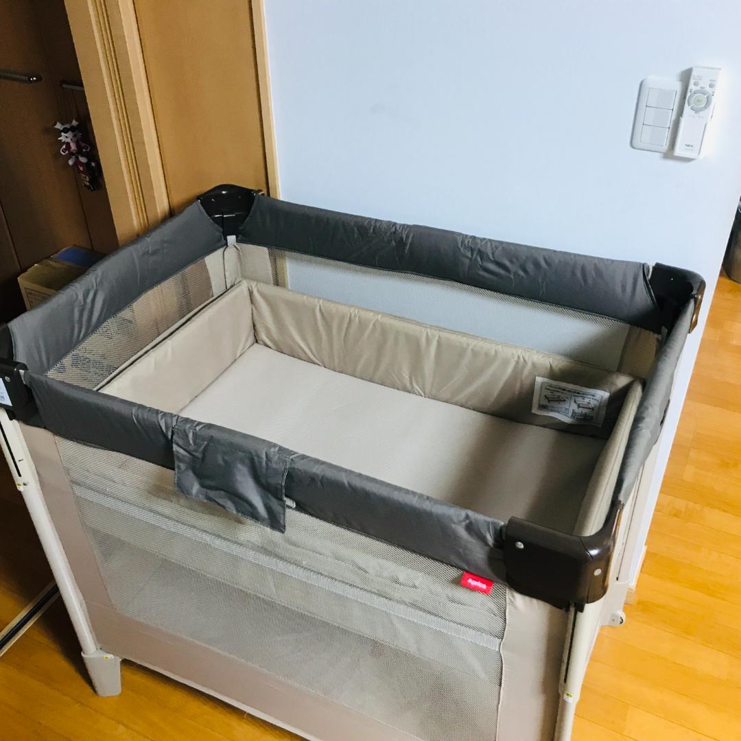 【匿名配送、送料無料】アップリカ ココネルエアー ベビーベッド ココア
